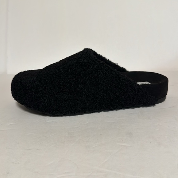 Steve Madden Vessel Plush Clog Slip On, NIB - Picture 3 of 6